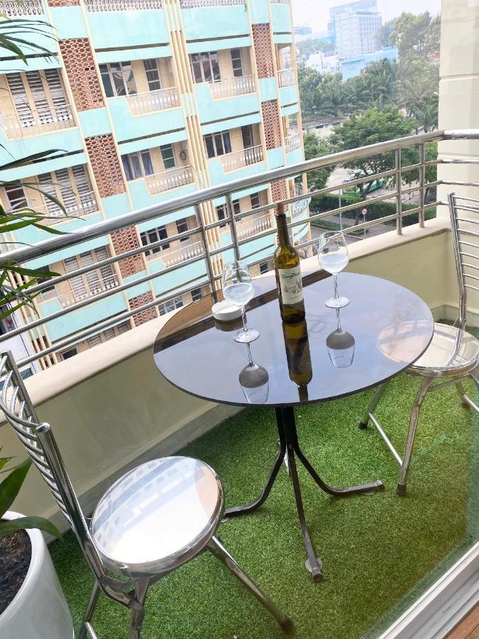 Away Do Quang Dau- Homestay, Center, D1 * Хошимин