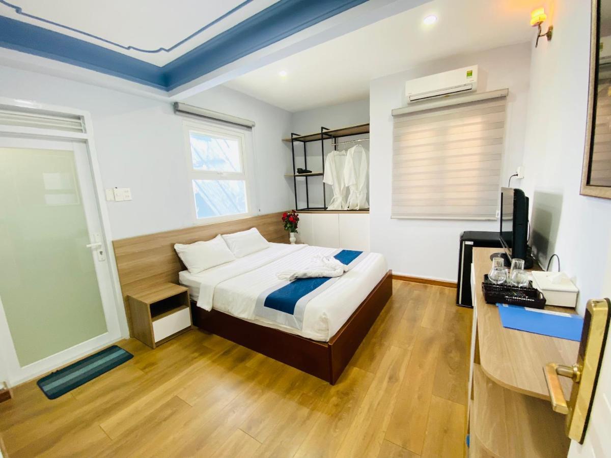Проживание в семье Away Do Quang Dau- Homestay, Center, D1 Хошимин