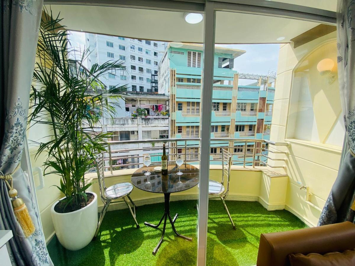 Away Do Quang Dau- Homestay, Center, D1 Хошимин