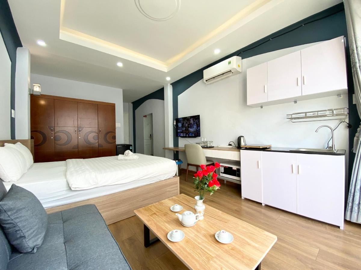Away Do Quang Dau- Homestay, Center, D1 Хошимин