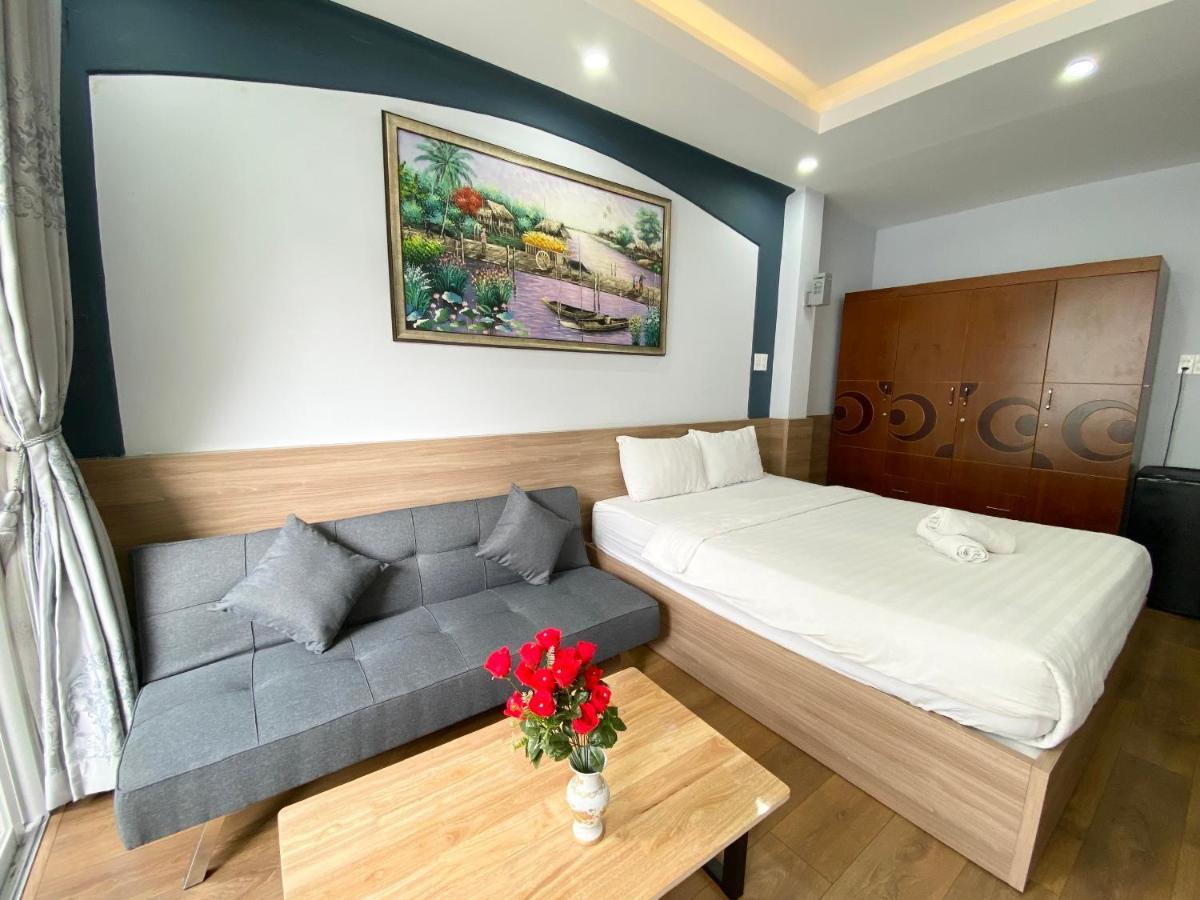 Проживание в семье Away Do Quang Dau- Homestay, Center, D1